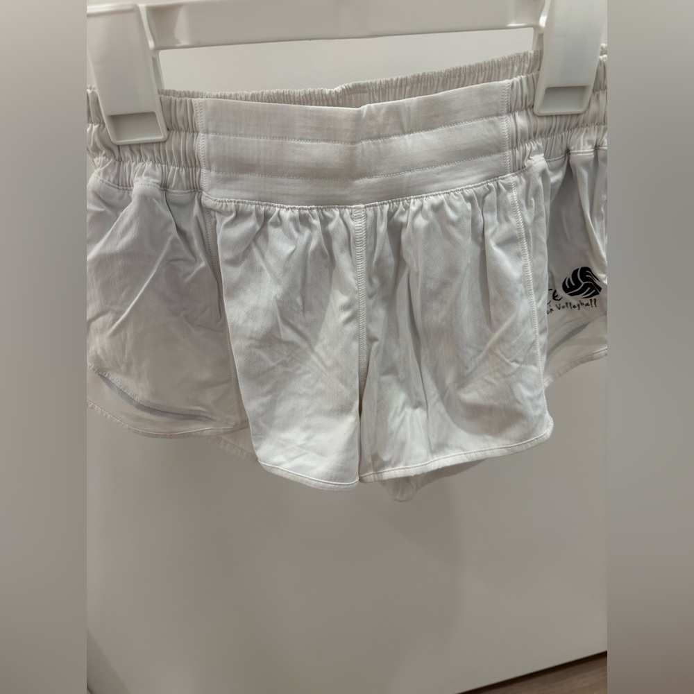 Lululemon Hotty Hot Short *Read*